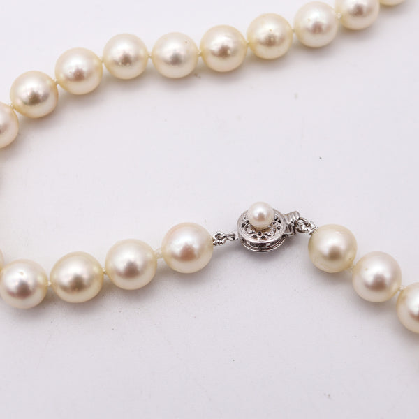 AKOYA PEARLS Long Pearls Necklace With 18Kt White Gold Spherical Lock