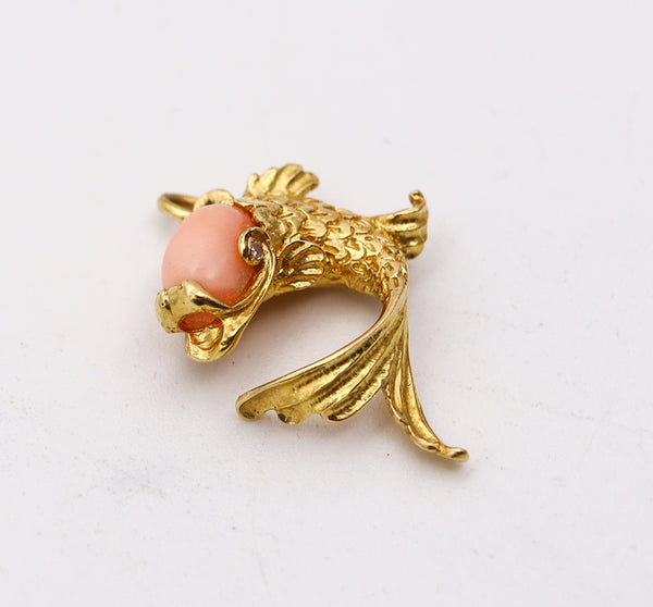 CARTIER 1955 Zodiacal Piscis Textured Fish Pendant In 18Kt Yellow Gold With Coral