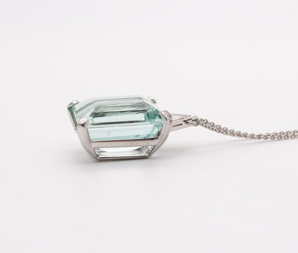 CLASSIC Modernist Necklace In 18Kt Gold With 32.76 Ctw Aquamarine & Diamonds