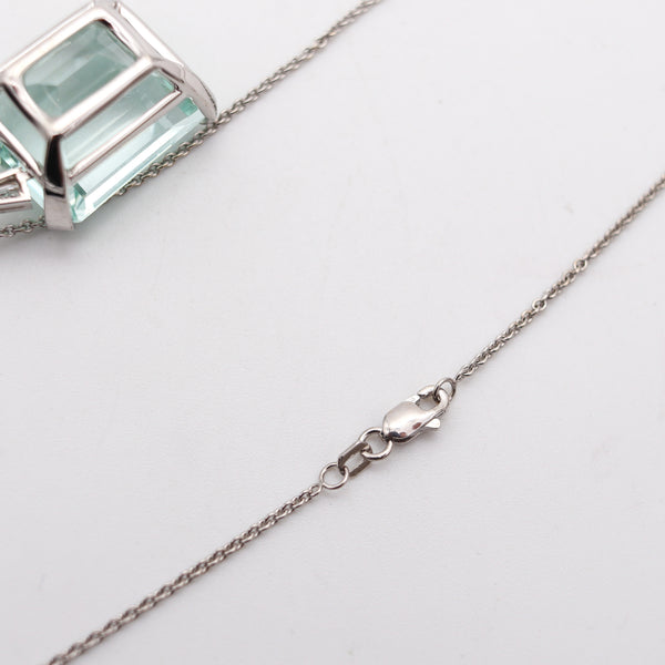 CLASSIC Modernist Necklace In 18Kt Gold With 32.76 Ctw Aquamarine & Diamonds