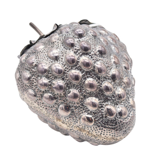 BUCCELLATI Milano 1970 Strawberry Shaped Desk lighter In Solid .925 Sterling Silver