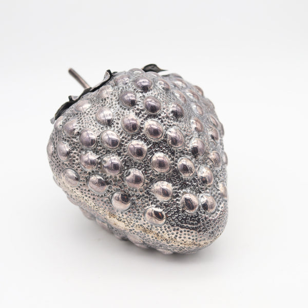 BUCCELLATI Milano 1970 Strawberry Shaped Desk lighter In Solid .925 Sterling Silver