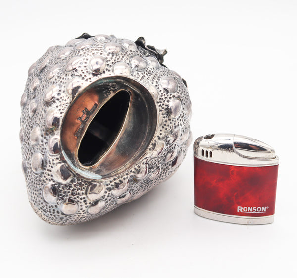 BUCCELLATI Milano 1970 Strawberry Shaped Desk lighter In Solid .925 Sterling Silver