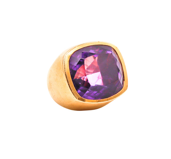 MARCHAK Paris 1970 Cocktail Ring In 18Kt Yellow Gold With 41.51 Cts Amethyst