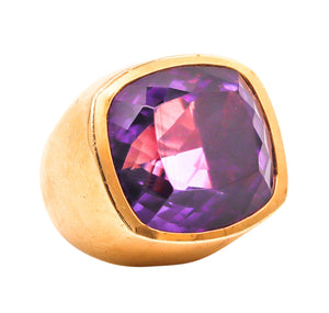 MARCHAK Paris 1970 Cocktail Ring In 18Kt Yellow Gold With 41.51 Cts Amethyst