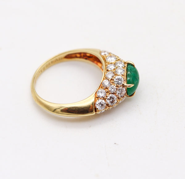 VAN CLEEF & ARPELS Cocktail Ring In 18Kt Yellow Gold 3.52 Cwt Emerald & Diamonds