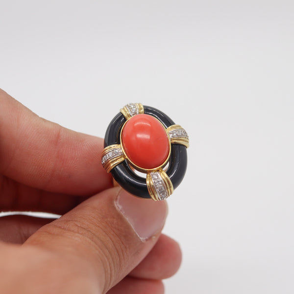 ITALIAN 1970 Retro Modern Cocktail Ring In 18Kt Gold With Coral Diamonds & Onyx