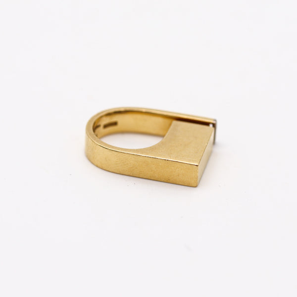 -Rey Urban 1970 Denmark Geometric Sculptural Ring in Solid 18K Yellow Gold