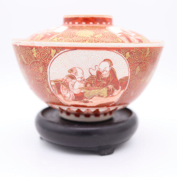 JAPAN Meiji 19th Century Kutani Ware Bowls With Red Decoration & Gold Accents