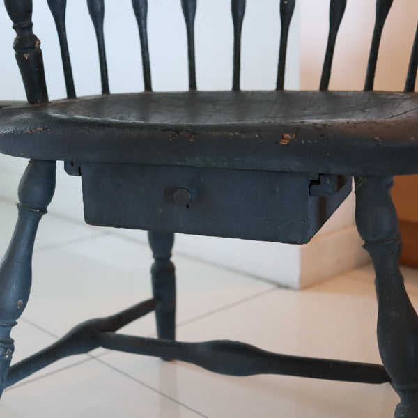 WINDSOR CHAIR 1800's Sack-Back American Early 19th Century In Wood With Trays