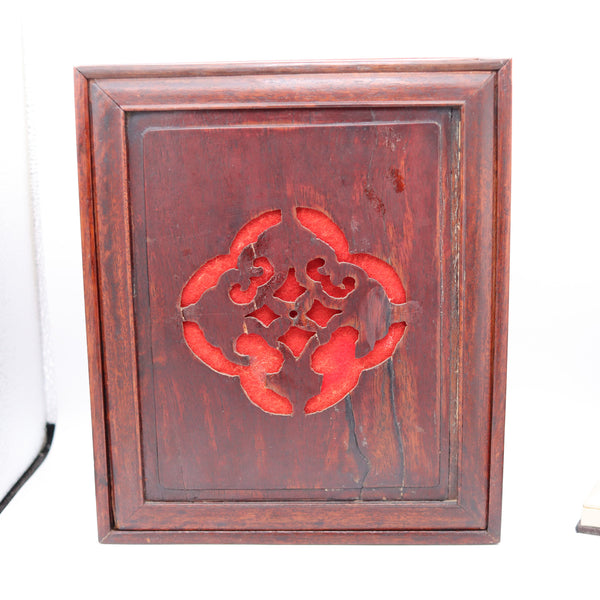 QING DYNASTY 1790 Export Table Clock In Gilt Bronze, Wood & Inlaid Nacre