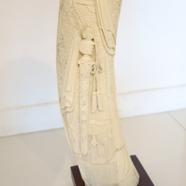 QING DYNASTY 1875 Antique Carved Sculptural Figure of Sage Confucius