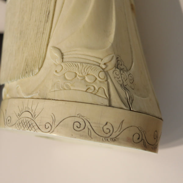 QING DYNASTY 1875 Antique Carved Sculptural Figure of Sage Confucius