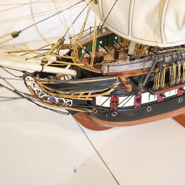 USS CONSTITUTION Warship American Historical Scale Model Warship In Wood
