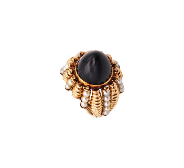 MID CENTURY 1960 Italian Modernist Cluster Ring In 18Kt Yellow Gold With Pearls And Onyx