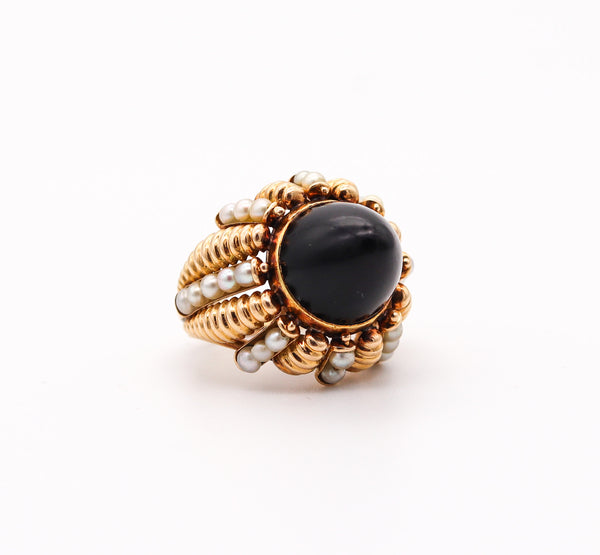 MID CENTURY 1960 Italian Modernist Cluster Ring In 18Kt Yellow Gold With Pearls And Onyx