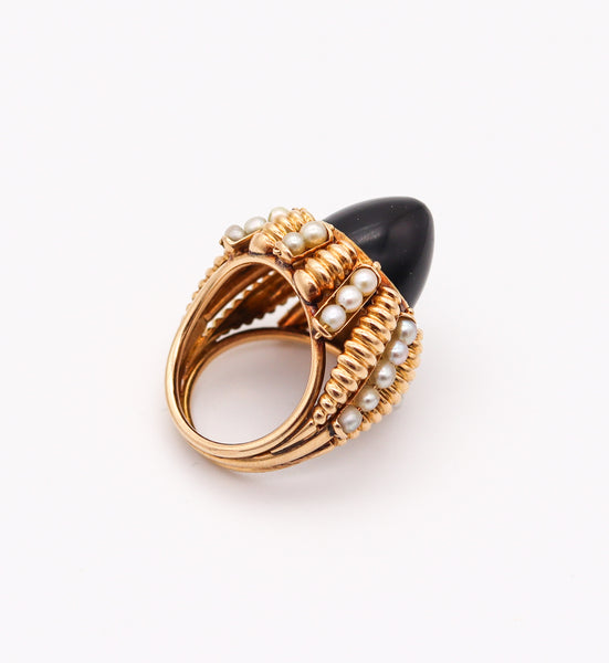 MID CENTURY 1960 Italian Modernist Cluster Ring In 18Kt Yellow Gold With Pearls And Onyx