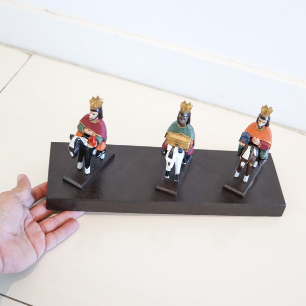 PUERTO RICO Antonio Aviles Carved Wood "Santos De Palo" of The Three Kings