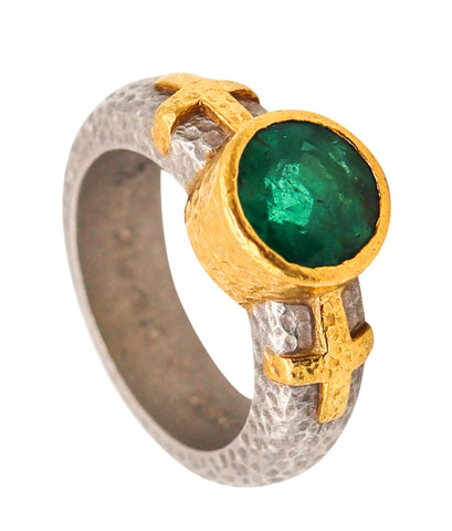 -Wendy Walker 1995 Hammered Ring In Platinum And 22Kt Gold With 1.45 Cts Emerald
