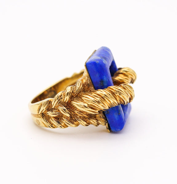 ITALIAN 1970 Twisted Modernist Ring In 18Kt Yellow Gold With Lapis Lazuli