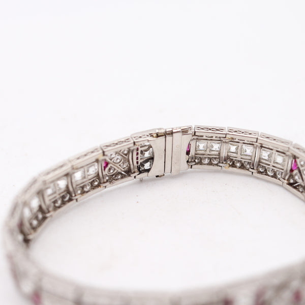 ART-DECO 1925 Platinum Bracelet With 21.66 Cwt. In French Cut Diamonds & Rubies