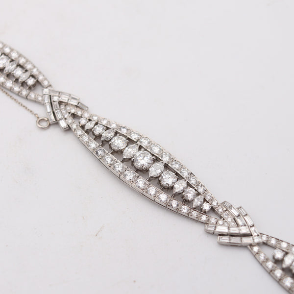OSCAR HEYMAN 1953 Outstanding Bracelet In Platinum With 24.50 Cwt. Diamonds