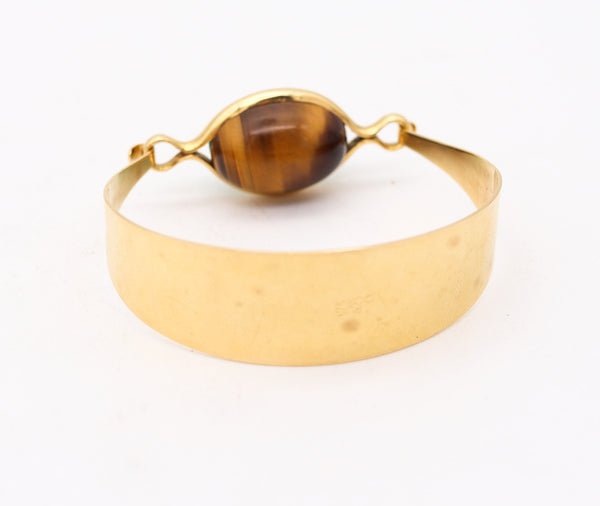 PUIG DORIA 1970 Sculptural Reversible Bangle Bracelet In 18Kt Gold With Gems