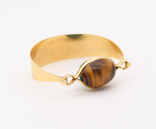 PUIG DORIA 1970 Sculptural Reversible Bangle Bracelet In 18Kt Gold With Gems