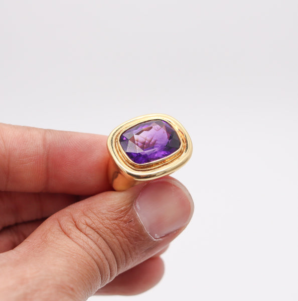 TIFFANY & CO. Paloma Picasso Cocktail Ring In 18Kt Yellow Gold 9.48 Cts Amethyst