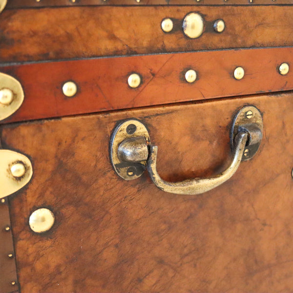 +England 1900 Victorian Historical Pair Of Army Officer Travel Chests In Leather And Bronze
