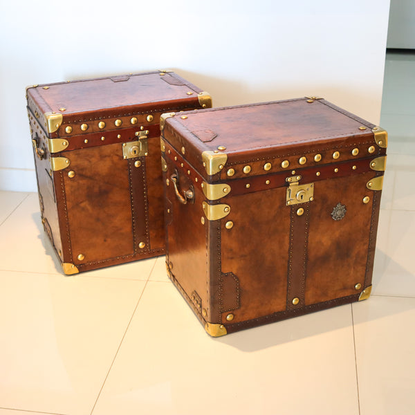 +England 1900 Victorian Historical Pair Of Army Officer Travel Chests In Leather And Bronze