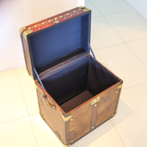 +England 1900 Victorian Historical Pair Of Army Officer Travel Chests In Leather And Bronze