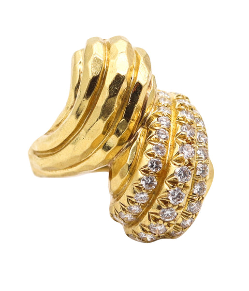 HENRY DUNAY New York Cocktail Ring In Solid 18Kt Yellow Gold With VS Diamonds