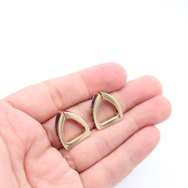 VERGER FRÈRES 1930 Art-Deco Stirrup Cufflinks In 18Kt Gold 16.60 Cwt. In Sapphires