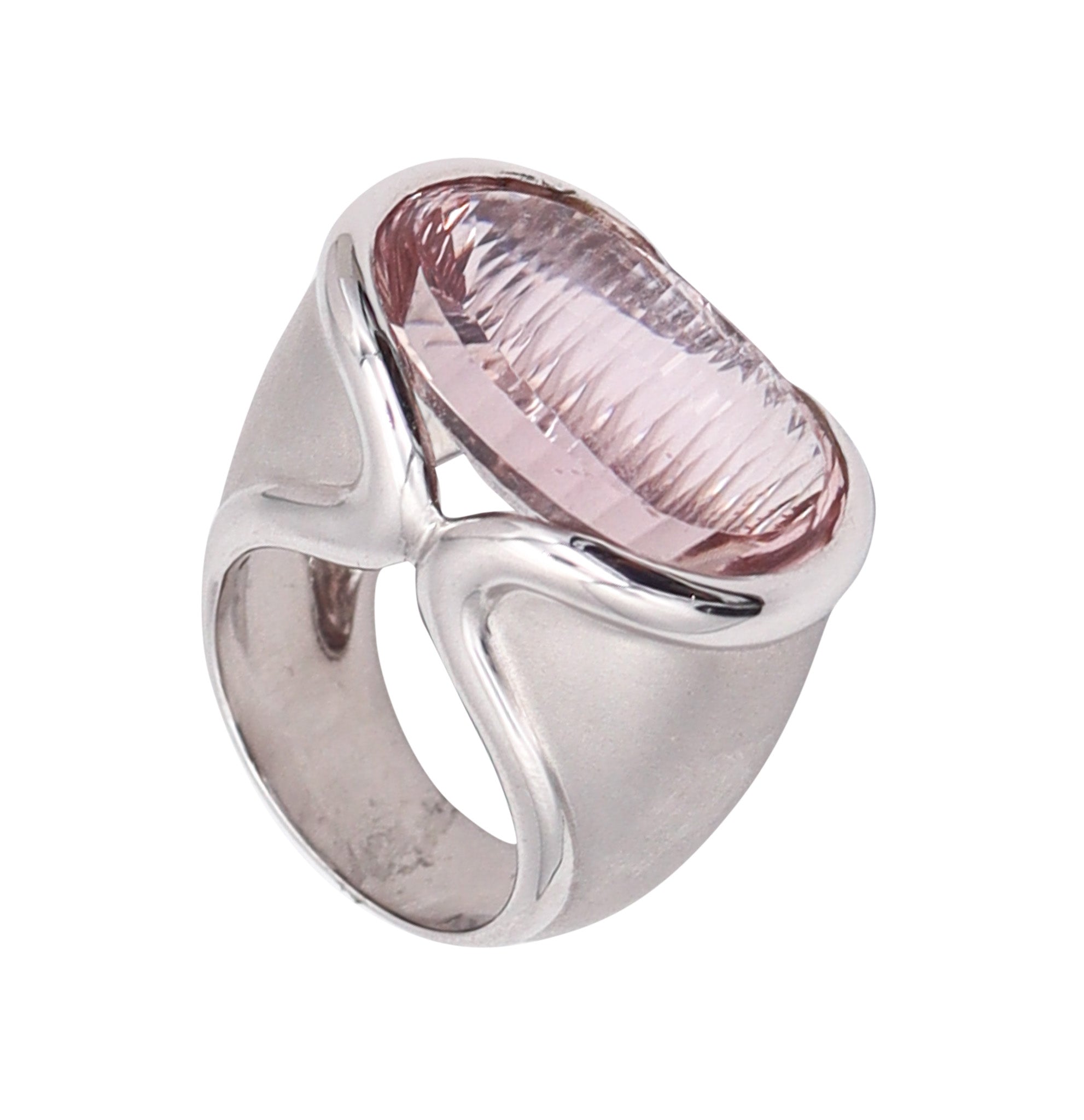 MUNSTEINER Cut Sculptural Ring In  18Kt White Gold With 28.85 Cts Morganite