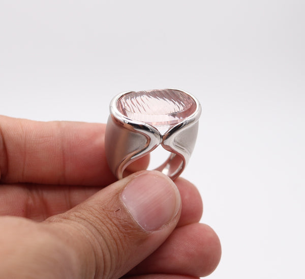 MUNSTEINER Cut Sculptural Ring In  18Kt White Gold With 28.85 Cts Morganite
