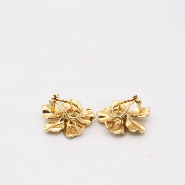 TIFFANY & CO. 1970 Dogwood Flowers Clips-On Earrings In 18Kt Yellow Gold