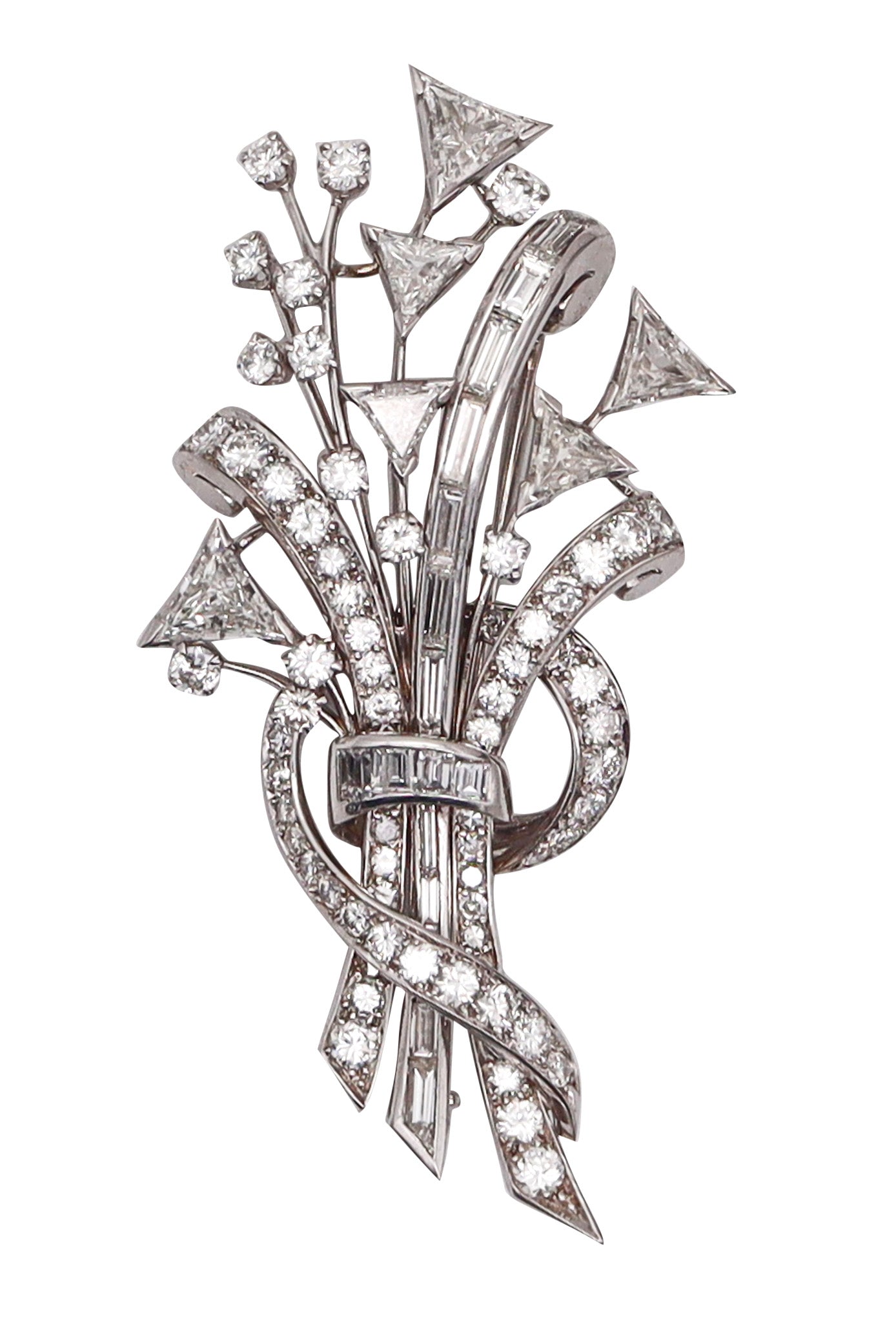ART DECO 1940 Pendant-Brooch In Solid Platinum With 7.52 Ctw In VS Diamonds