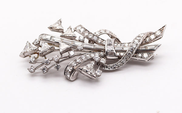 ART DECO 1940 Pendant-Brooch In Solid Platinum With 7.52 Ctw In VS Diamonds