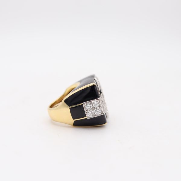 DAVID WEBB Black Enameled Cocktail Ring In 18Kt Gold With 3.96 Cwt. VVS Diamonds