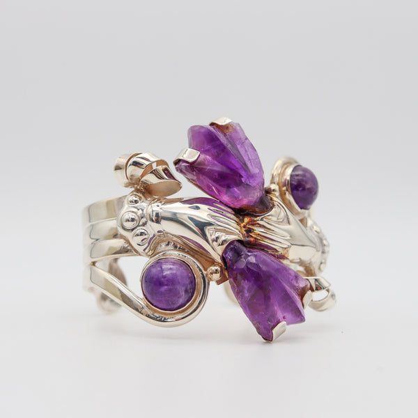 -Mexican 1945 Taxco Studio Cuff Bracelet In .925 Sterling Silver With Carved Amethyst