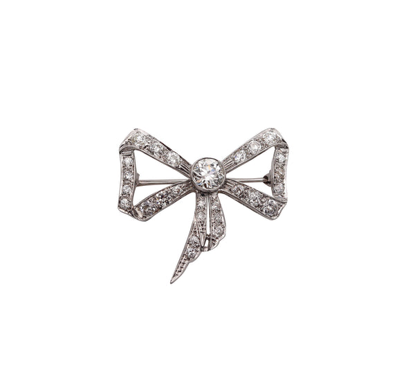 -Edwardian 1905 Belle Epoque Bow Brooch In platinum With 3.35 Ctw In Diamonds