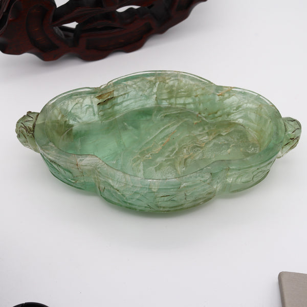 QING DYNASTY 1900 Decorative Vase Carved In Translucent Green Fluorite In Stand