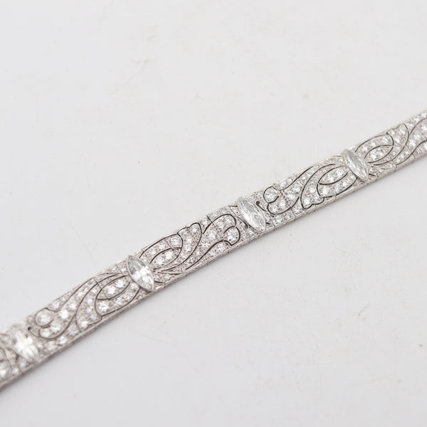 CARTIER 1930 Art Deco Platinum Bracelet With 18.30 Cwt. Of VS Diamonds In Box