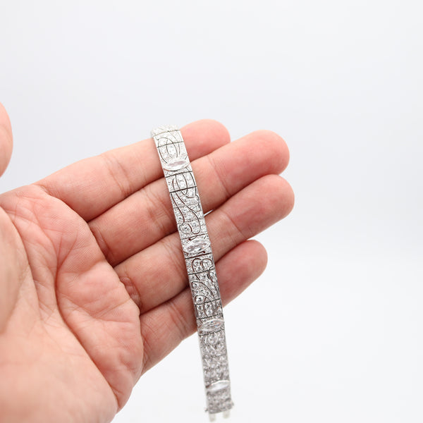 CARTIER 1930 Art Deco Platinum Bracelet With 18.30 Cwt. Of VS Diamonds In Box