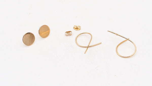 BETTY COOKE 1970 Modernist Convertible Studs Earrings In 14Kt Yellow Gold