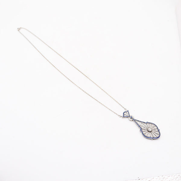 ART-DECO 1920 Antique Necklace In Platinum With Blue Sapphires & Diamonds