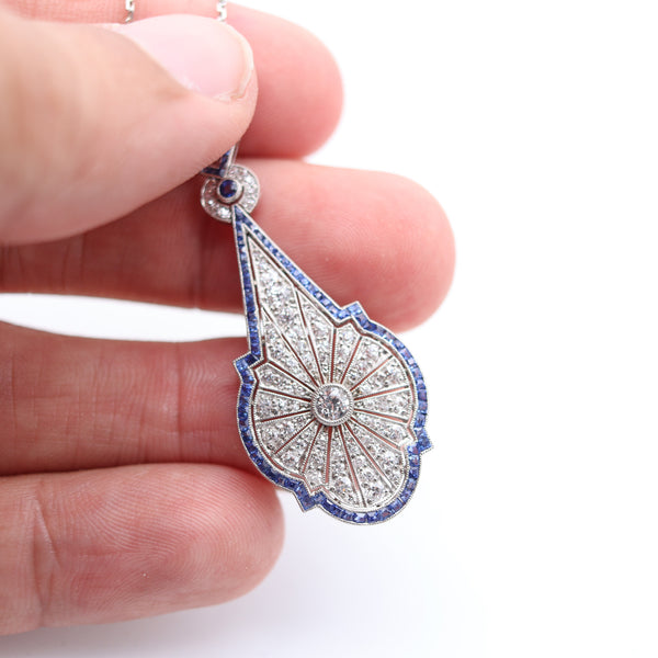 ART-DECO 1920 Antique Necklace In Platinum With Blue Sapphires & Diamonds