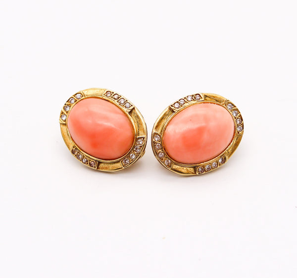 ITALIAN 1970 Modernist Clips Earrings In 18Kt Yellow Gold With Diamonds And Corals