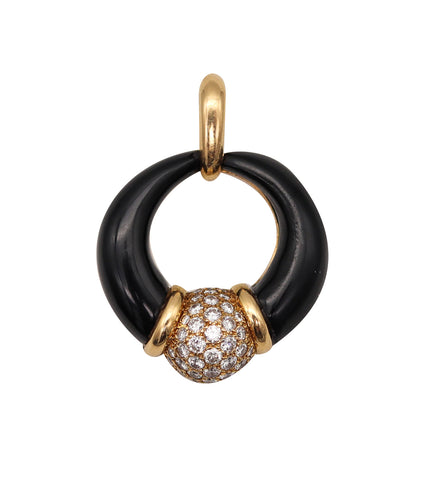 VAN CLEEF & ARPELS Paris Large Pendant In 18Kt Gold With 1.96 Ctw In Diamonds